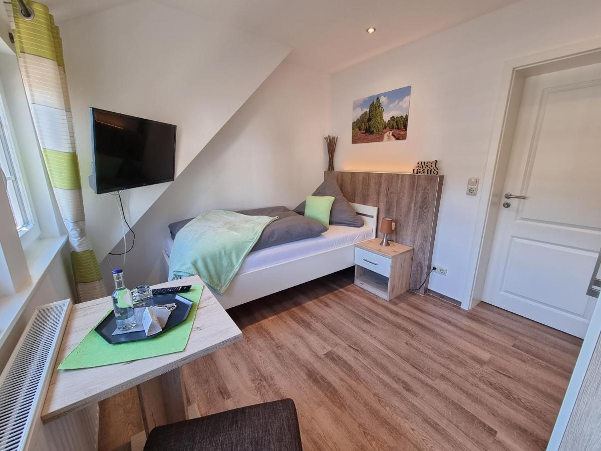 Landhotel Hof Barrl Schneverdingen Rom bilde